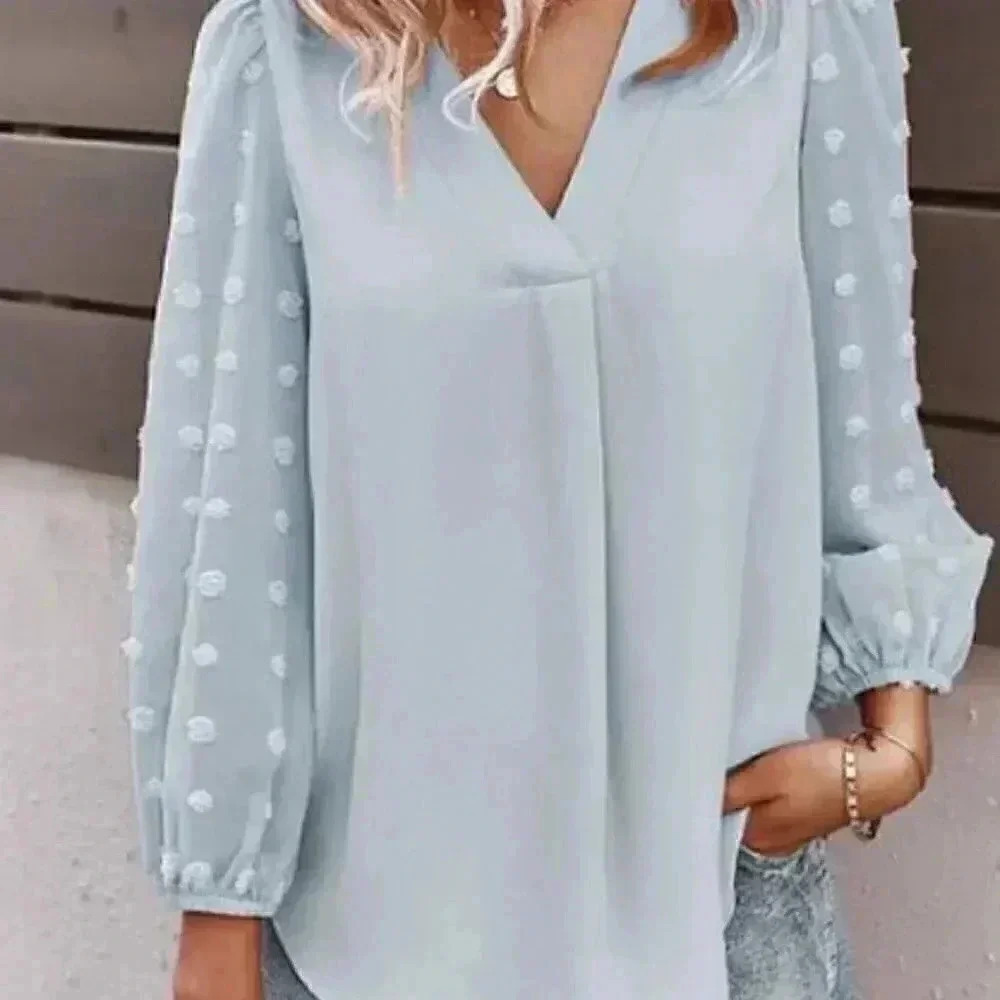 Sweet Polka Dot Long Sleeve V-Neck Top - Picture 3 of 3